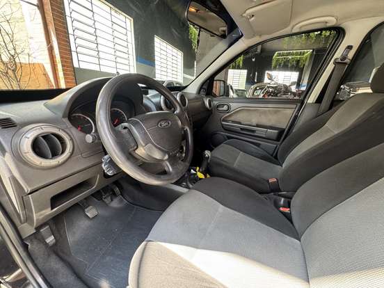 FORD-ECOSPORT-2009