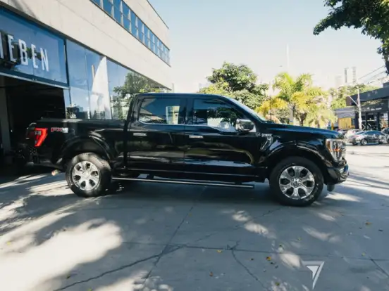 FORD-F-150-5.0 V8 GASOLINA CD PLATINUM FX4 AUTOMÁTICO FORD-F-150-2023