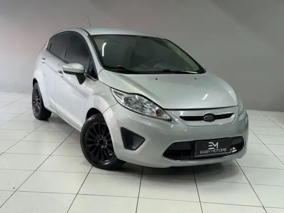 FORD FIESTA 1.6 SE HATCH 16V FLEX 4P MANUAL