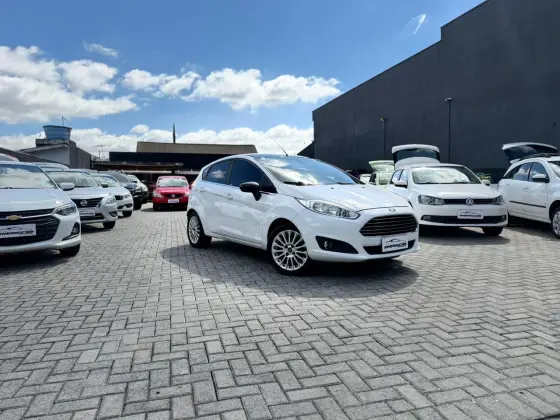 FORD FIESTA 1.6 TITANIUM HATCH 16V FLEX 4P POWERSHIFT