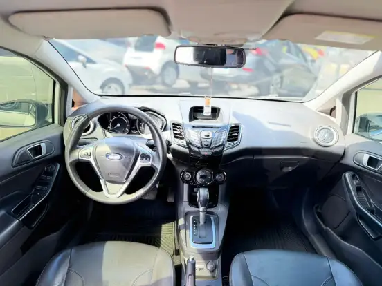 FORD-FIESTA-2015