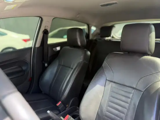 FORD-FIESTA-2015