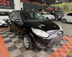 FORD FIESTA 1.0 ROCAM SE 8V FLEX 4P MANUAL FORD FIESTA 1.0 ROCAM SE 8V FLEX 4P MANUAL