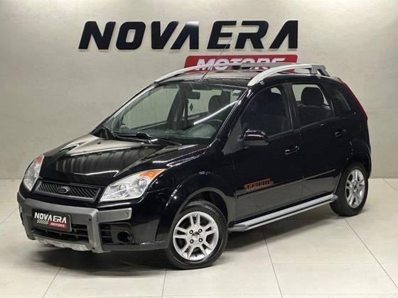 FORD FIESTA 1.6 MPI TRAIL HATCH 8V FLEX 4P MANUAL