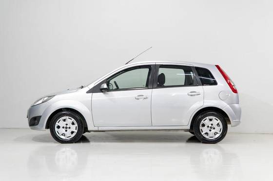 FORD FIESTA 1.6 ROCAM HATCH 8V FLEX 4P MANUAL