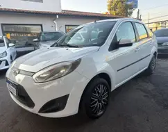 FORD FIESTA 1.6 ROCAM SE PLUS SEDAN 8V FLEX 4P MANUAL FORD FIESTA 1.6 ROCAM SE PLUS SEDAN 8V FLEX 4P MANUAL