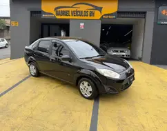 FORD FIESTA 1.6 ROCAM SE SEDAN 8V FLEX 4P MANUAL FORD FIESTA 1.6 ROCAM SE SEDAN 8V FLEX 4P MANUAL
