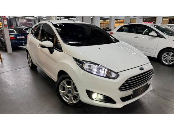 FORD FIESTA 1.6 SE HATCH 16V FLEX 4P MANUAL