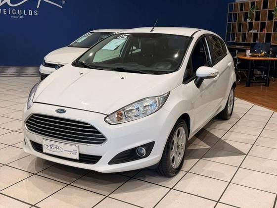 FORD FIESTA 1.6 SE HATCH 16V FLEX 4P POWERSHIFT