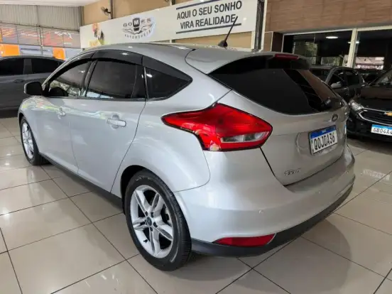 FORD-FOCUS-1.6 SE 16V FLEX 4P MANUAL FORD-FOCUS-2018