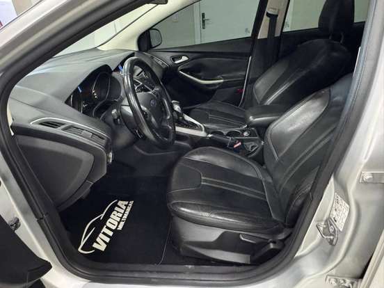 FORD-FOCUS-2014