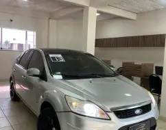 FORD FOCUS 2.0 GLX 16V FLEX 4P MANUAL FORD FOCUS 2.0 GLX 16V FLEX 4P MANUAL