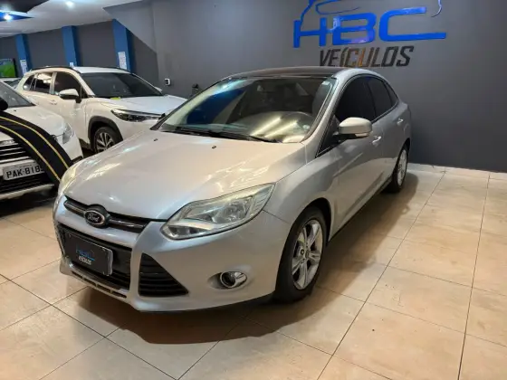 FORD FOCUS 2.0 SE SEDAN 16V FLEX 4P AUTOMÁTICO