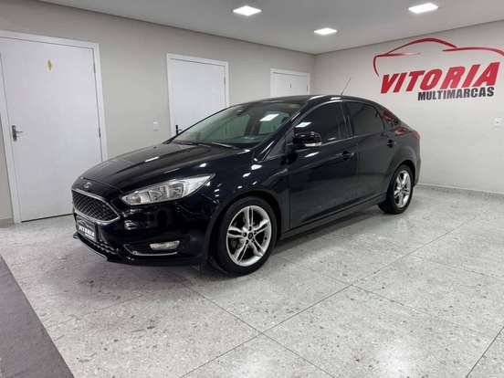 FORD-FOCUS-2.0 SE PLUS SEDAN 16V FLEX 4P POWERSHIFT FORD-FOCUS-2015