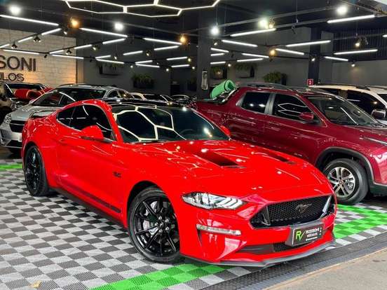 FORD-MUSTANG-2020