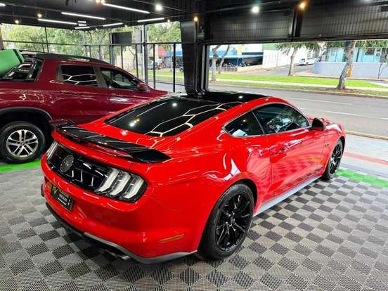 FORD-MUSTANG-2020