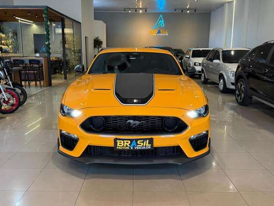 FORD-MUSTANG-2022