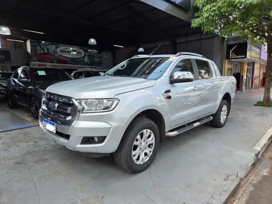 FORD RANGER 3.2 LIMITED 4X4 CD 20V DIESEL 4P AUTOMÁTICO