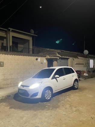 FORD FIESTA 1.0 ROCAM SE 8V FLEX 4P MANUAL
