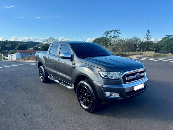 FORD RANGER 3.2 XLT 4X4 CD 20V DIESEL 4P AUTOMÁTICO