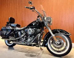 HARLEY-DAVIDSON SOFTAIL HERITAGE CLASSIC HARLEY-DAVIDSON SOFTAIL HERITAGE CLASSIC