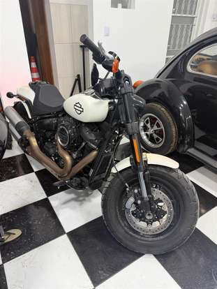 HARLEY-DAVIDSON-SOFTAIL FAT BOB 107-2018