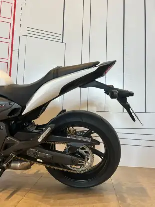 HONDA-CB 600F HORNET-2011