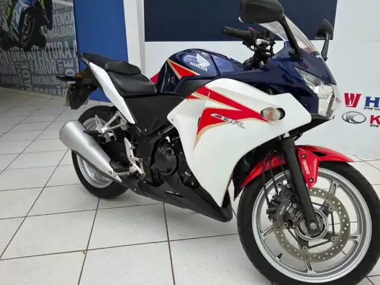 HONDA-CBR 250R HONDA-CBR 250R-2012