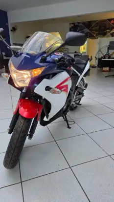 HONDA-CBR 250R-2012