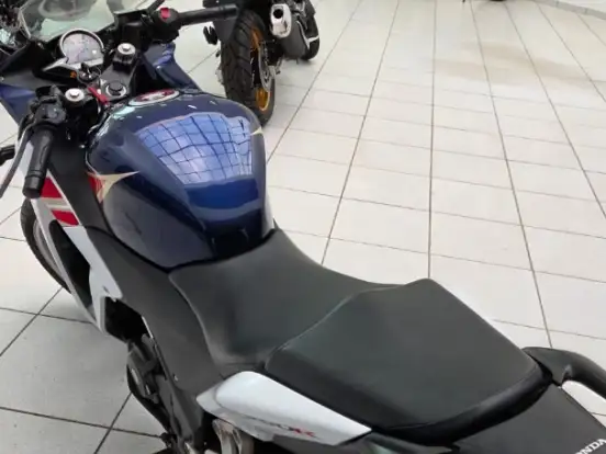 HONDA-CBR 250R HONDA-CBR 250R-2012