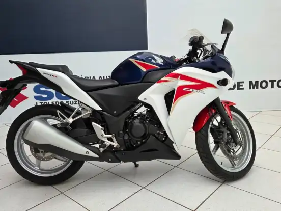 HONDA-CBR 250R HONDA-CBR 250R-2012