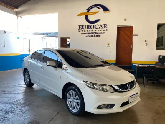 HONDA CIVIC 1.8 LXS 16V FLEX 4P AUTOMÁTICO