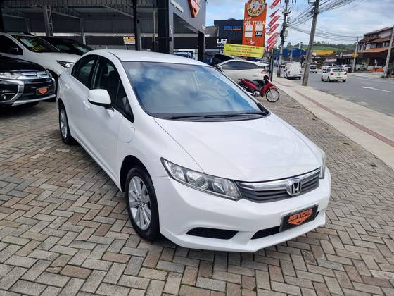 HONDA CIVIC 1.8 LXS 16V FLEX 4P MANUAL