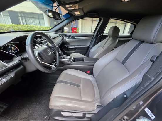 HONDA-CIVIC-2021