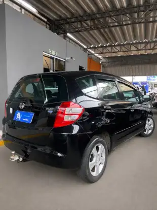 HONDA-FIT-2010