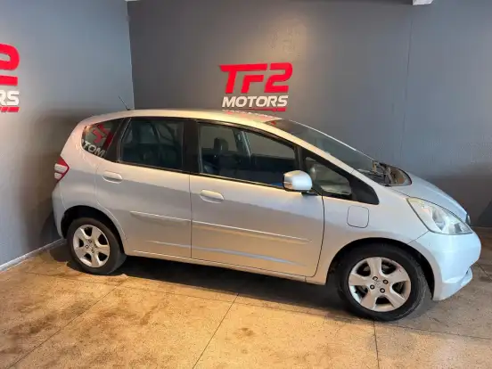 HONDA-FIT-2008