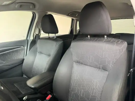 HONDA-FIT-2016
