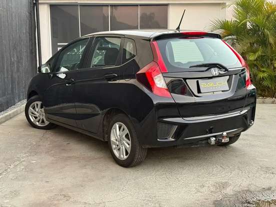 HONDA-FIT-2016