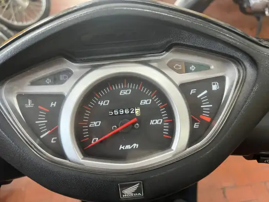 HONDA-LEAD 110 HONDA-LEAD 110-2010