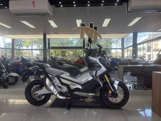 HONDA X-ADV 