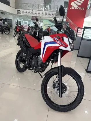 HONDA XRE 300 SAHARA RALLY 