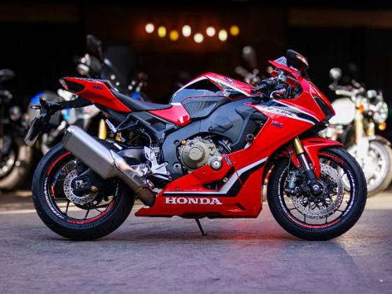 HONDA CBR 1000RR FIREBLADE 