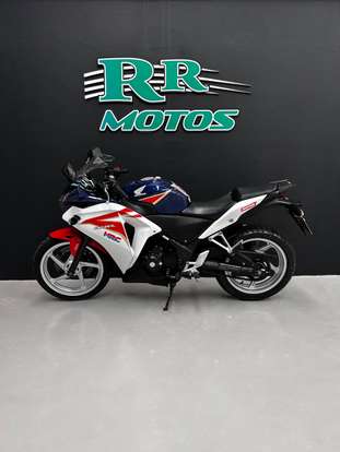 HONDA-CBR 250R-2012