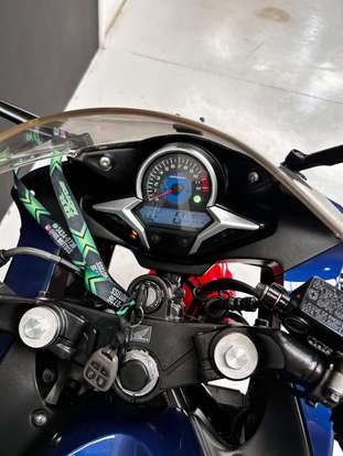 HONDA-CBR 250R-2012