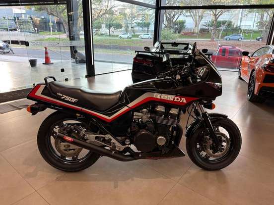 HONDA-CBX 750 FOUR HONDA-CBX 750 FOUR-1986