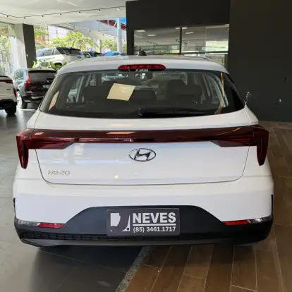 HYUNDAI-HB20-2023