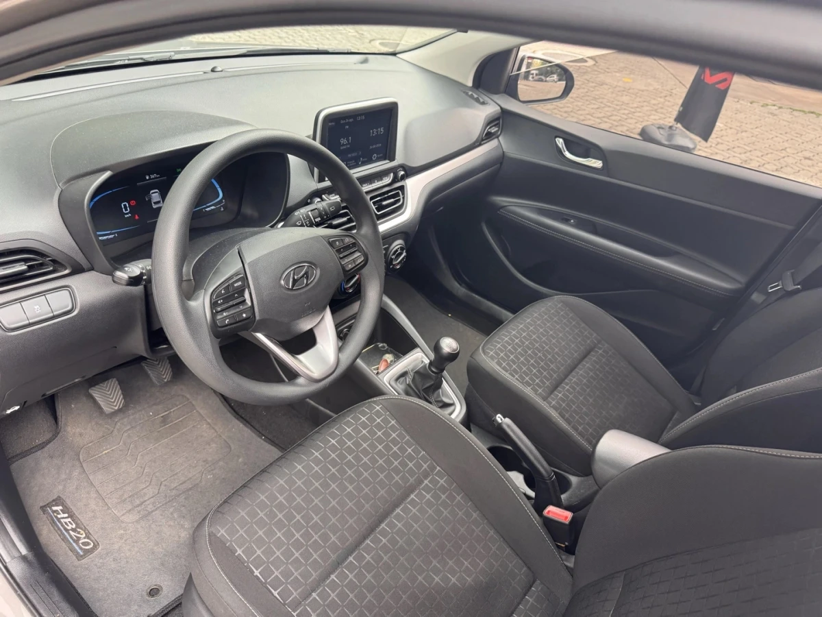Hyundai HB20 — foto 8