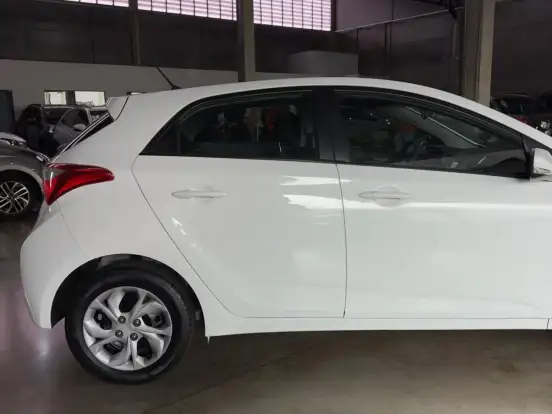 HYUNDAI-HB20-1.0 COMFORT 12V FLEX 4P MANUAL HYUNDAI-HB20-2016