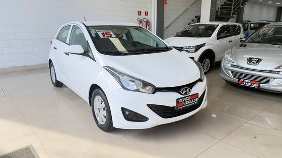 HYUNDAI HB20 1.0 COMFORT PLUS 12V FLEX 4P MANUAL