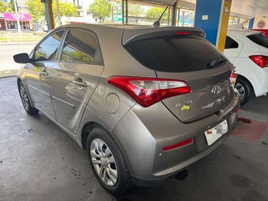 HYUNDAI-HB20-2016